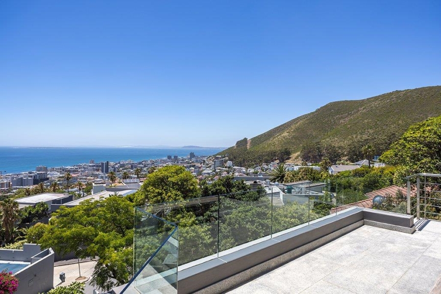 4 Bedroom Property for Sale in Fresnaye Western Cape